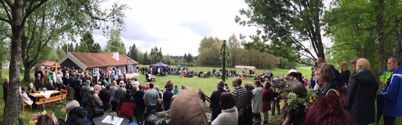 Dåligt väder har det ju varit men jag tycker i alla fall att midsommarafton blev riktigt bra med tanke på förväntningarna man kunde ha.