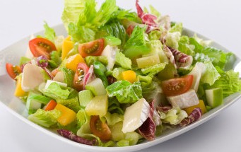 Menu 5 Meny 5 Graavia lohta Vihreä salaatti Sienisalaatti Kreikkalainensalaatti Naudan ulkofilettä Pippurikastike Peruna Gravad lax Svampsallad Grekisksallad Nöt ytterfile Pepparsås Potatis