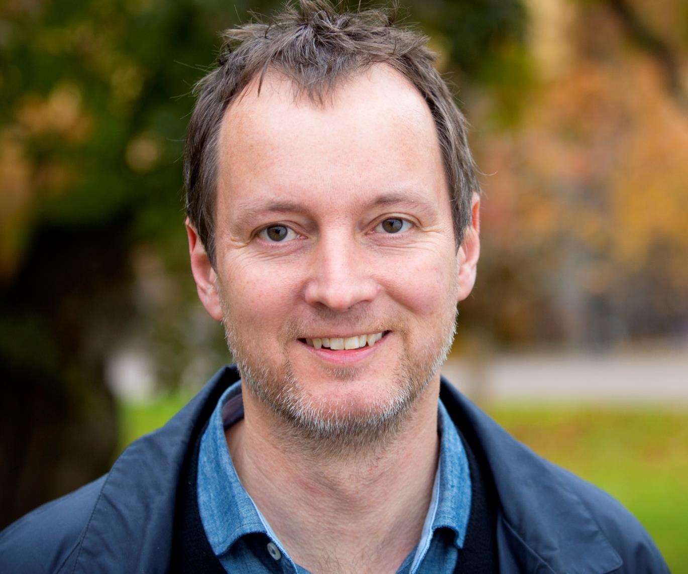 Mikael Börjesson är professor i utbildningssociologi och vetenskaplig ledare för forskningsgruppen för utbildnings- och kultursociologi (SEC), Uppsala universitet.