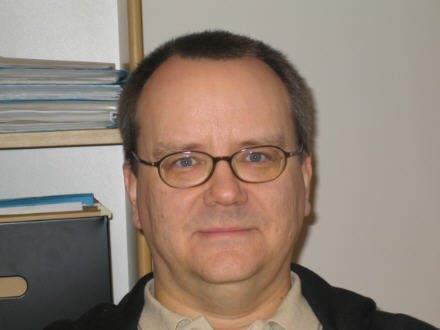 Erland Törngren är Jurist och sektionschef med ansvar för Student och reseförsäkringar på Kammarkollegiet sedan 10 år tillbaka.
