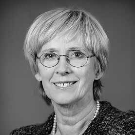 LENA GUSTAFSSON UMEÅ UNIVERSITETS FÖRTJÄNSTMEDALJ Gränsöverskridande samarbeten och nytt visionsarbete Lena Gustafsson är född 1949 och bor i Mölndal. Hon blev fil.dr.
