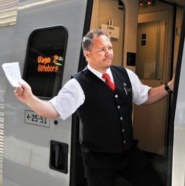 Väsentliga säkerhetsåtgärder Signalsystem (linjeblockering etc.) med trafikledning och trafikregler Signalsystem och trafikregler styr tågens gång, övervakas av tågklarerare (hos Trafikverket).