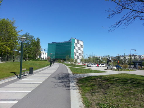 Erbarmligheten på avstånd När Scruton ska hälsodeklarera modern arkitektur skriver han att modernisterna vinner tävlingarna, men förlorar debatten.