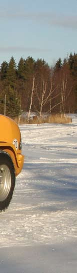 VINKELPLOGNING TYPISK V-PLOG POWER PLOW SNÖPLOG 10 cm 250 cm Vid inställning för vinkelplogning leder främre vingen mer snö mot plogbladet för att hindra snön från att glida av plogen och använder