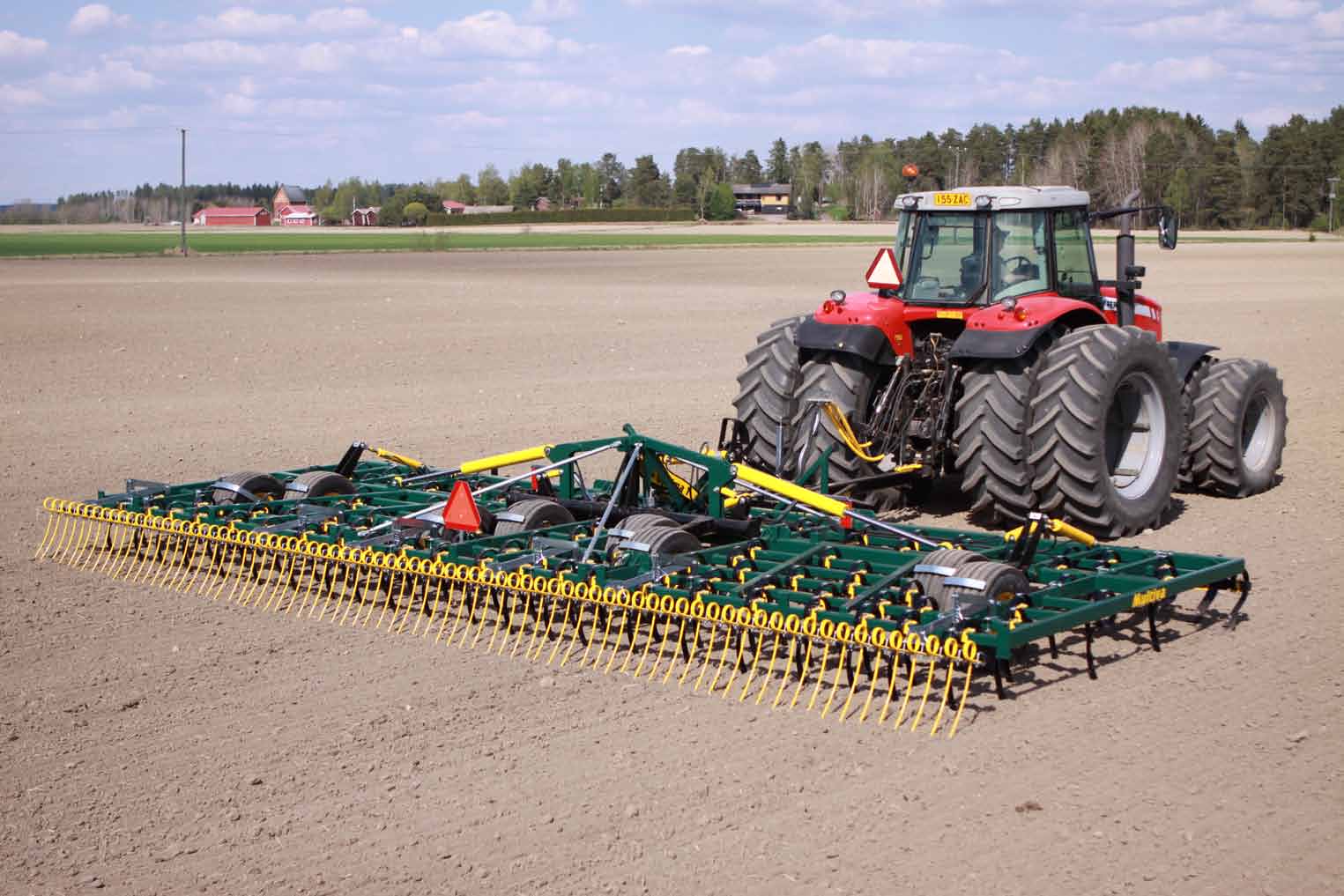 Optima T Mångsidig effektharv Multiva Optima T är en effektiv harv för varierande jordarter.