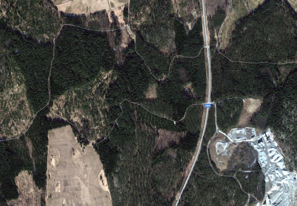 memo01.docx 2012-03-28 Sammanfattning Vid platsbesök på platserna I kartan nedan valdes plats 1 och 4 ut som mest lämpliga ur geologisk och vattenhanteringssynvinkel.
