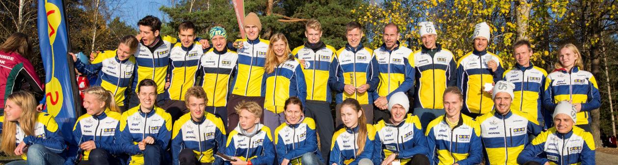 SM-stafetten: Båda juniorlagen hade vissa medaljförhoppningar och här hade tjejerna den absolut bästa chansen när Frida var i medaljläge ute på sista sträckan.