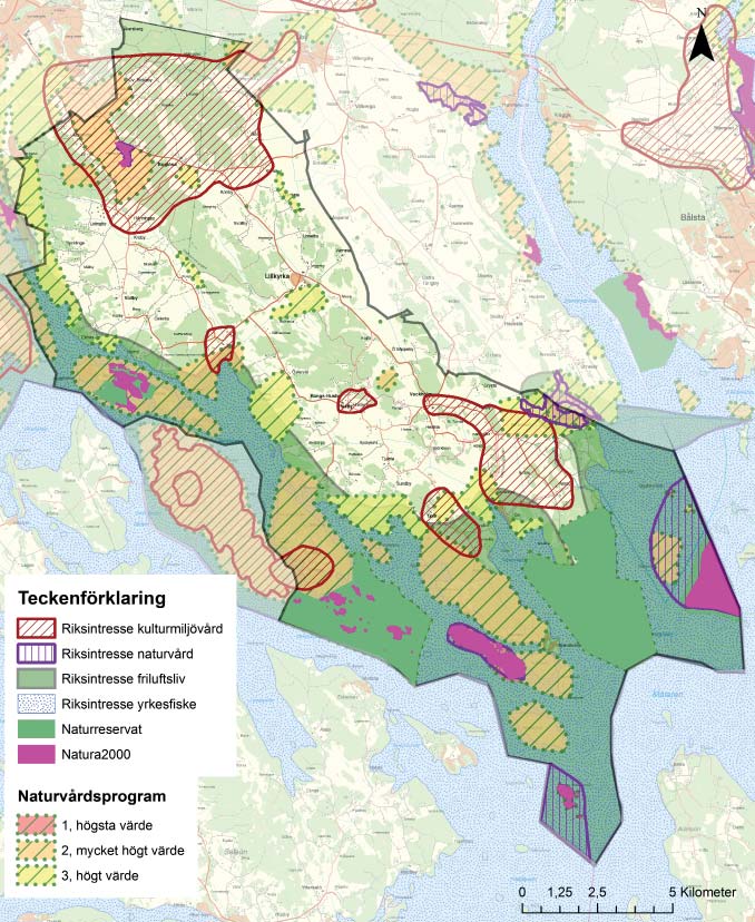 Mälaren är utpekat som riksintresse för yrkesfiske. Vattnet, strandlinjen och närliggande områden omfattas av riksintresse för friluftsliv.