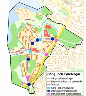 Förutom ovan nämnda ICA-butik, som är av typen ICAnära, består utbudet i dagens centrum bland annat av bibliotek, vårdcentral, apotek, tobaksaffär, blomsteraffär, frisör, restauranger/café och en