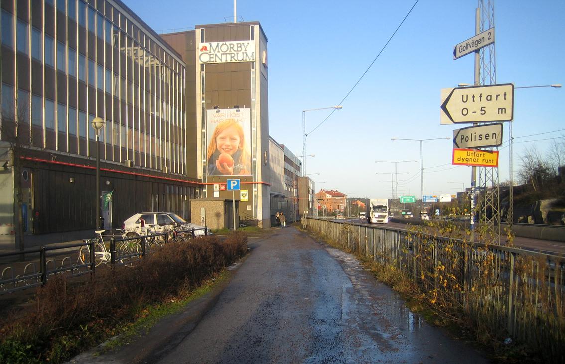 Miljökonsekvenser Risk och säkerhet Under programskedet upprättades en riskanalys för den planerade utbyggnaden av Mörby Centrum (WSP Brand- och Riskteknik 2006).