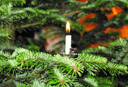GRUPPREKLAM/EXKLUSIV - Hushåll Svenska Kyrkan i Bokenäsets församling Nr 4 Vintern 2014-2015 Årgång 20 Det