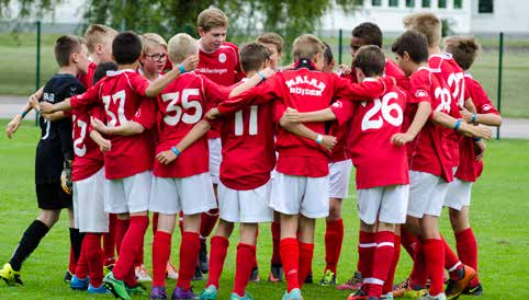 mälarhöjdens fotboll nyhetstidning mälarhöjdens fotboll 1/2015 Det framtida MIK Många idrottsföreningar tappar medlemmar, Mälarhöjdens IK Fotboll ökar antalet medlemmar för femte året i rad.