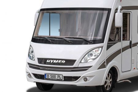 Specialutrustning HYMER DuoMobil B-DL Skydd med knapptryckning Fler sittplatser Uppvärmbar framruta Den elektriska jalusin inklusive den insynsskyddande rullgardinen på framrutan är specialutrustning