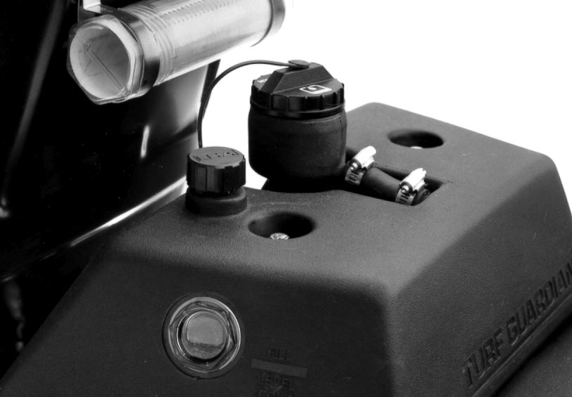 FÖRE KÖRNING 3 2 Figur 3. Siktglas 2. Hydraultanklock 3.