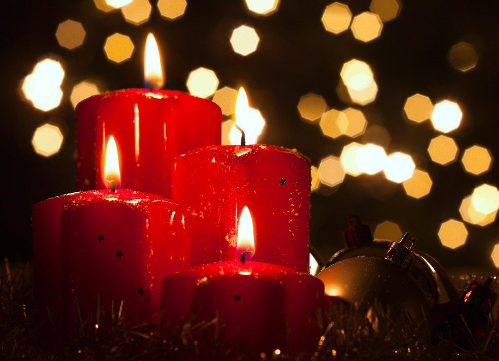 Göran har ordet Tänk på ljusen i jul Nu stundar julen i våra hus och de flesta tycker om att tända levande ljus i de mörka decemberkvällarna.