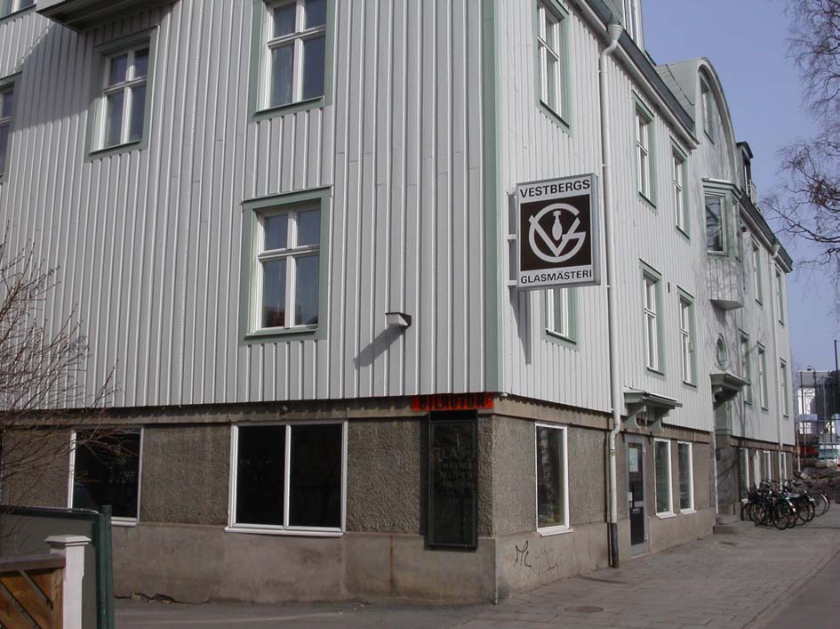 25 Umeå Vagnfabrik (vid Kabo Karosserifabrik ) Böle Tel. 2789-1952 -- Oskar Granstedt Tillverkar Busskarosser och plåtkonstruktioner. Drevs fram till i början av 1950 - talet. Gustav Vestberg f.