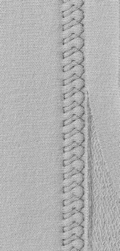Nyttosömmar 45 Osynlig fåll Uppfållningsfot/-sula för osynlig fållsöm nr. 5 Osynlig fållsöm nr. 9 För osynliga fållar i medeltjocka/tjocka material i bomull, ylle och blandade fibrer.