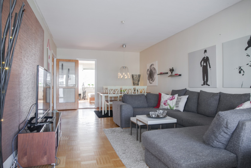 Bostadsrättsförening Bostadsrättsförening: HSB 114 Rimsmeden. I föreningen finns 268 lägenheter och 22 lokaler.