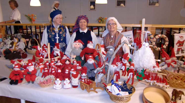 Sid 16 5 dec söndag 10.00 Spånga Torg, 14.00 Lekledning 7 dec måndag 19 30 Sista folkdansen 9 jan lördag 13.00 Vällingby, lekledning 11 jan måndag 19.