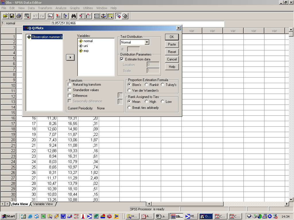 4 Tryck på OK, I resultatet finns två figurer för varje variabel. Den intressanta är den som kallas Normal Q-Q plot.