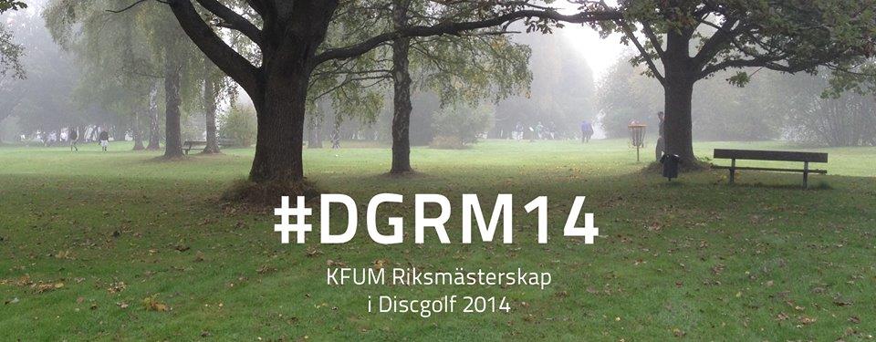 Vi blev 54 deltagare på riksmästerskapet i frisbee. Tävlingen var indelad i fyra moment, först 18 hål golf på Brickebergs discgolfbana, därefter puttning enligt samma modell som höjdhopp.