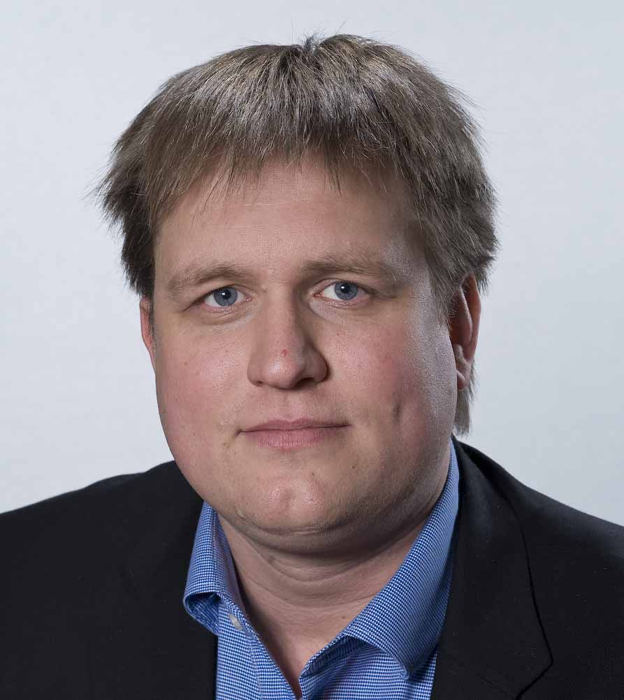 Andreas Lundgren, 33 år Boendehandledare socialpsykiatrin Politiska intresseområden är rättvise- och fördelningsfrågor, det offentliga rummet, integration, jämställdhet, facklig-politisk samverkan.
