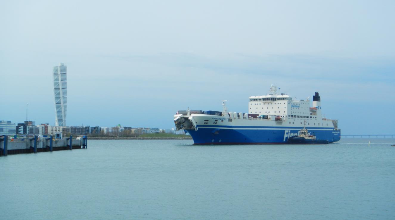 Fig. 1. FINNTRADER 1.2 Uppgifter om resan Anlöpshamnar Travemünde Malmö Typ av resa Internationell Antal passagerare 134 Bemanning 34 1.