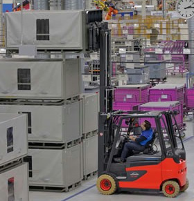 Tillverkare/Modell Linde FC 25 & FC 35 Lyftkapacitet (ton) Bränslecellsleverantör Övrigt 2,5/3,5 Hydrogenics 2013 levererade Linde Material Handling 5 motviktstruckar av modellerna FC 25 och FC 35