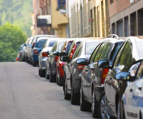 BOENDEPARKERING Parkering för boende ska i första hand lösas inom den egna fastigheten. Att anordna parkering på fastighetsmark ligger vanligtvis på fastighetsägarens ansvar.