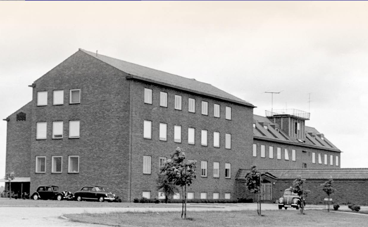 Stolthet och gemenskap 11 Alla tyckte att det nya Fysicum var fantastiskt fint och man var stolt över att arbeta där. Detta skapade också en stark gemenskap.