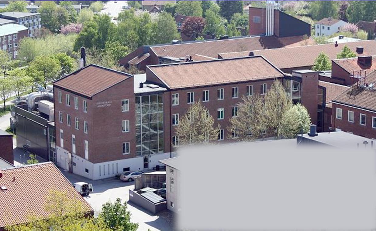 Förbränningsfysik 2001 invigdes Enoch Thulin-laboratoriet, förbränningsforskarnas nya hus på Fysicum.