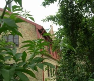 Gathus och gårdshus samt gårdsrummet på fastigheten Billegården 25 ingår i, eller tillsammans med andra bygger upp en Kulturhistoriskt värdefull bebyggelsemiljö (svartmarkerad i bevaringsprogrammet).