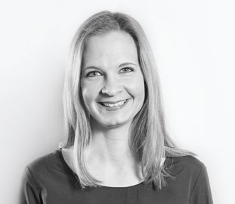 INTERNATIONELL FÖRSÄLJNING BoD FINNS HÄR FÖR DIG Våra experter stödjer innovativa lösningar i bok- och förlagsbranschen. De har erfarenhet som hjälper och främjar din publicering. Kontakta oss.