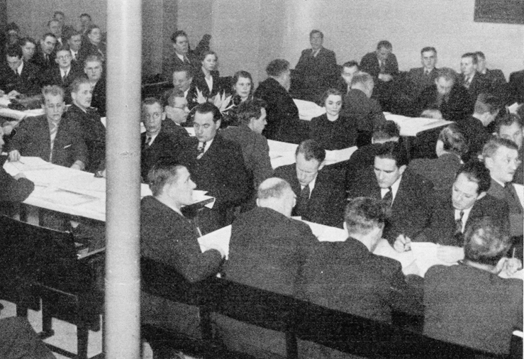 2 publicerats efter Andra världskriget: Svensk arbetarrörelse i brytningstid: tal och skrifter i urval (1949) och Masslinjen: tal och skrifter av Sven Linderot (1972).