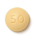 Vad är Tivicay? En Tivicay-tablett innehåller 50 mg dolutegravir. Dolutegravir hindrar replikationen (förökningen) av HIV. Det finns idag 6 olika klasser av HIV-läkemedel.