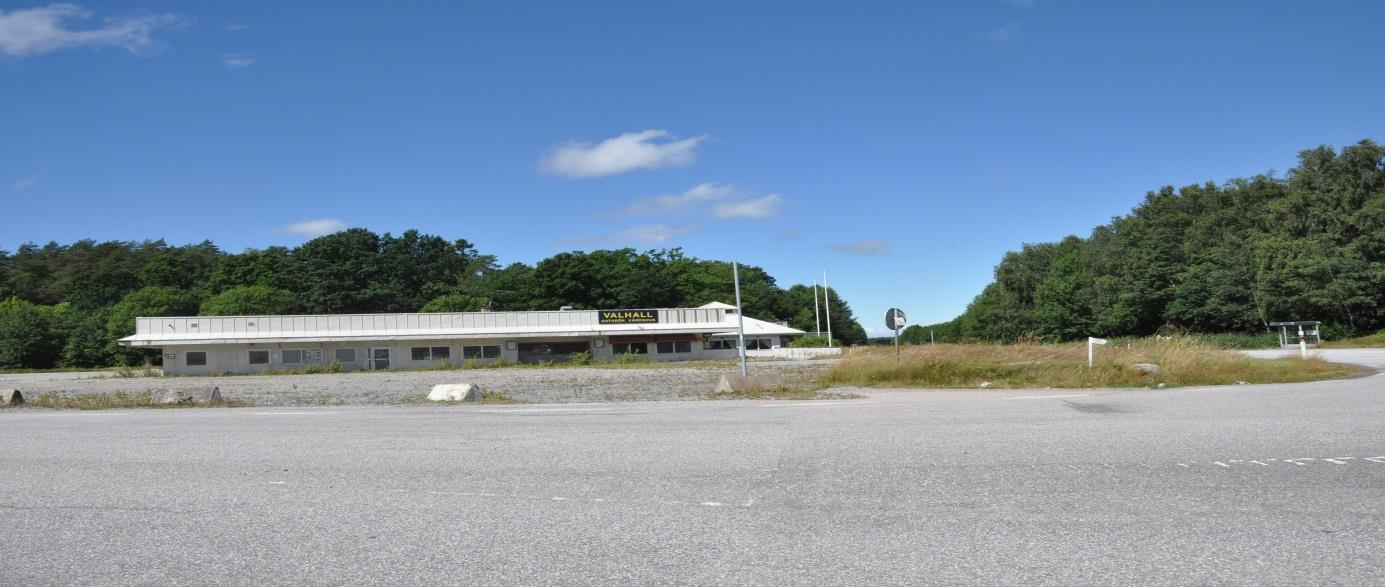 Vägen och verksamheten som försvann Ett minne blott, dessa blomstrand e ängar var 2015 Europaväg 6 genom norra Bohuslän.