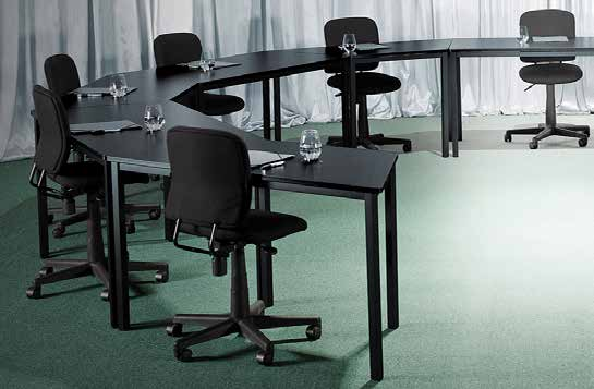 ALLROUND COLLEGE 21 3 Allround är fällbara bord för lektionssalar, konferensrum mm. Med kopplingsbar mellanskiva kan borden byggas ut.