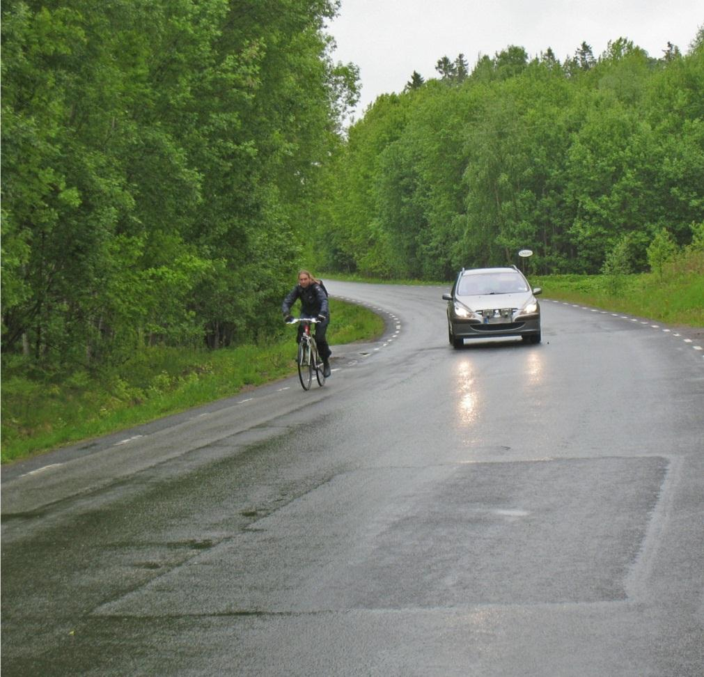 Bakgrund - Syfte Syfte: Öka säkerheten för oskyddade trafikanter längs