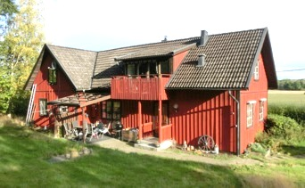 Överlåtelsebesiktning Danerum 1:7 Danerum 220, 395 95 Rockneby Oskarshamn 2016-09-23 Kenneth Åverling Besiktningsbolaget Sydost AB Företaget innehar
