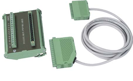 4 Valfria systemkomponenter 4.1 Slingisolatormodul (Loop Isolator Module, LIM) Slingisolatormodulen (artikelnr. 583342) måste användas i VARIODYN D1-system där det behövs redundanta högtalarkablar.