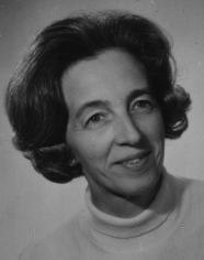 Personblad V:10:H Marianne ISABELLA (Aja) MYRSTEN Född den 8 maj 1921 i Borås.