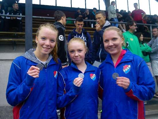 Guld F11 200m 29,99 - klubbrekord F10! Guld F11 800m 2.41,25 - klubbrekord F10! F11 60m 9,06 - klubbrekord F10! Markus Brodin -04 Guld P9 60m 9,67 Guld P9 400m 1.