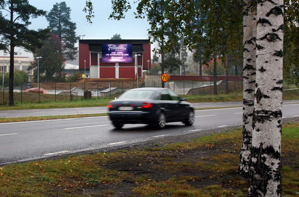 SKELLEFTEÅ XXL BILLBOARD 20m 2 LED 20m 2 Placering: E-4 vid folkparken 1 vecka: 6 290:- (5 040 visningar) Information om ytan Ca 14 000 bilar passerar dagligen Placerad på Folkparken vid E4