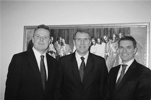 Redaktionen för Liahonas lokala sidor Att se vad prästen skrivit i kyrkboken kan vara svårt men på Genline FamilyFinder finns nu en funktion, texttolkning, som kan vara till hjälp med detta.