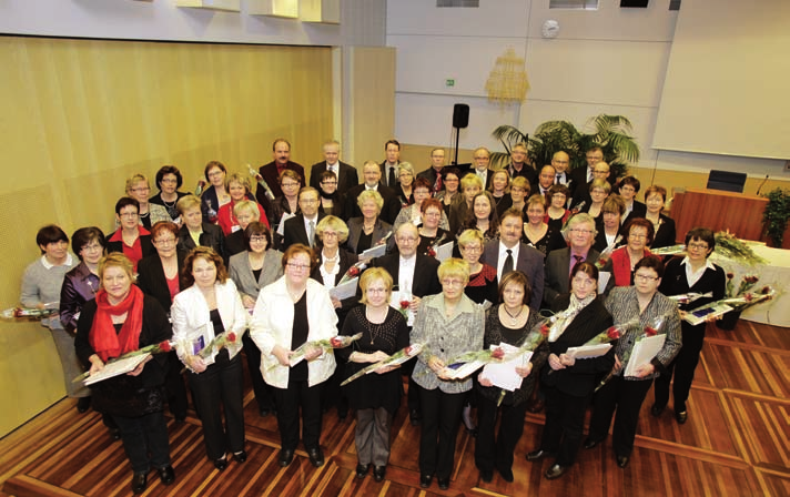 30 år i kommunal anställning Aalto Tuija, barnträdgårdslärare Ahvenlampi Arja, tandskötare Ainasoja Christel, primärvårdare Andersson Kristina, städare Borg Kerstin, hälsocentralstandläkare Erkkilä
