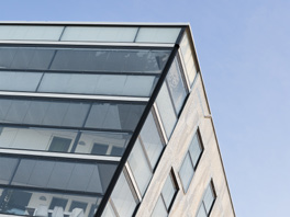 Finansiella instrument* Antal Ansk.värde Kurs** Värde Mkr % INFORMATIONSTEKNOLOGI forts.
