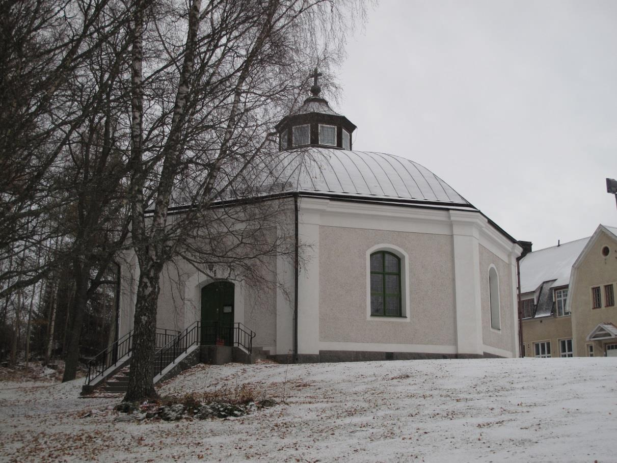 Renovering av fönster på Vedevågs kyrka Linde socken, Lindesbergs kommun, Västmanland 2016