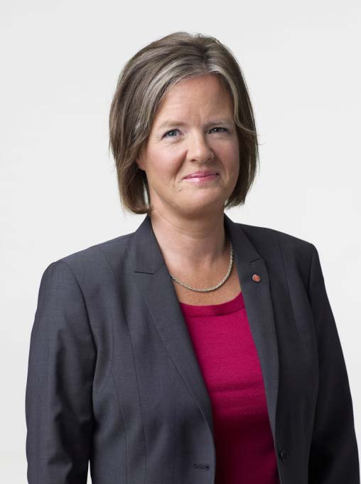 hända. Alla vi som har förtroendeuppdrag får en släng av politikerföraktet och tanken att vi bara vill sko oss själva.