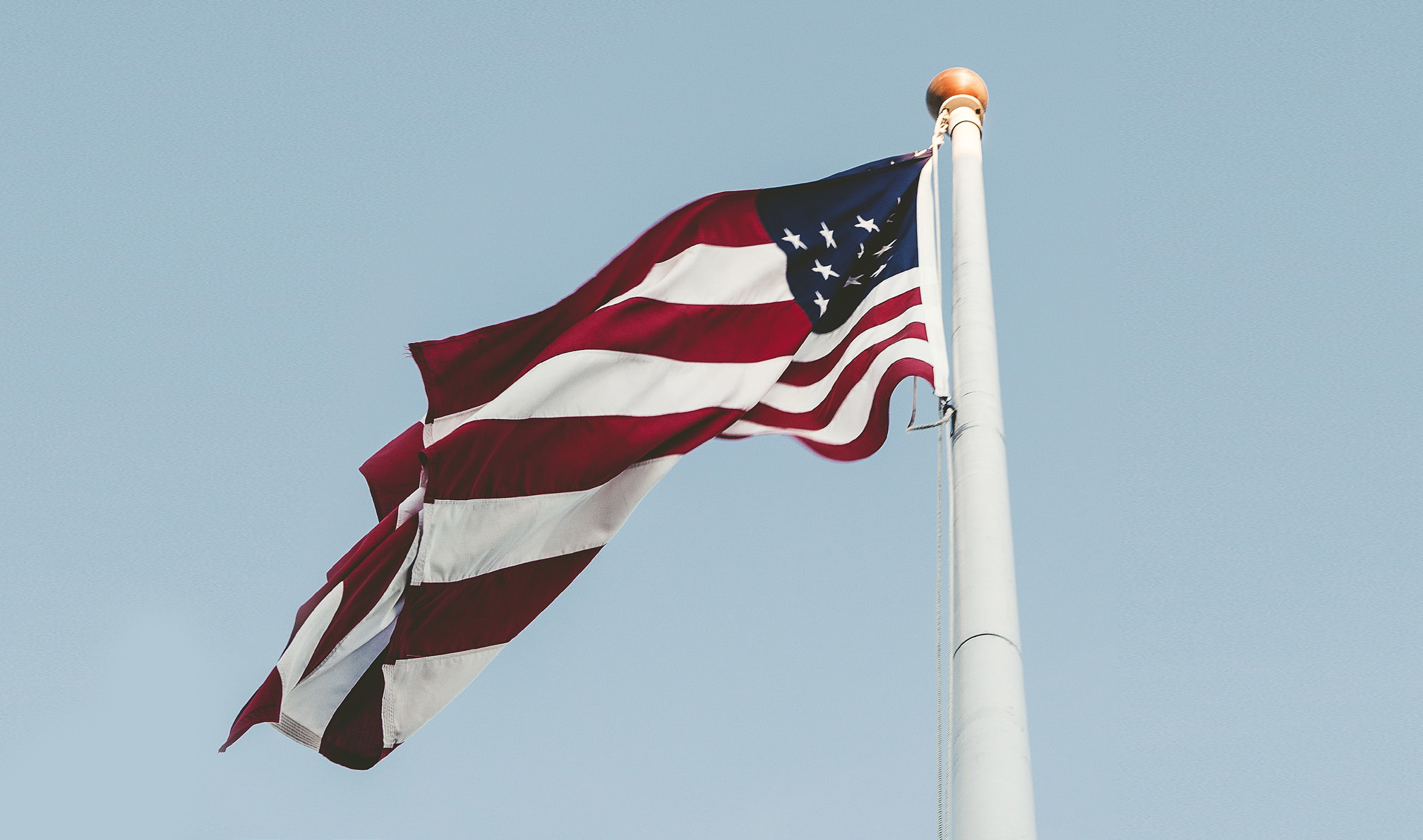 Ny amerikansk president Ny amerikansk president I skrivande stund står det precis klart att USA får en ny president och helt ny politik.