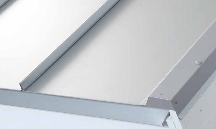Bleck & beslag Nytt gavelbeslag till Plannja Trend Fönster- och takbeslag finns i stål. Tak- och väggbeslag finns även i aluminium och aluzink. I olika kulörer och beläggningar för att passa ditt tak.
